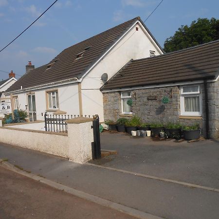 Lletygwilym, Heol Dwr Bed & Breakfast Kidwelly Екстериор снимка